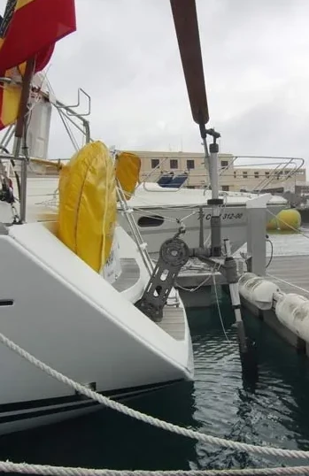 Pruebas en mar agitada para un sistema de gobierno de una embarcación grande